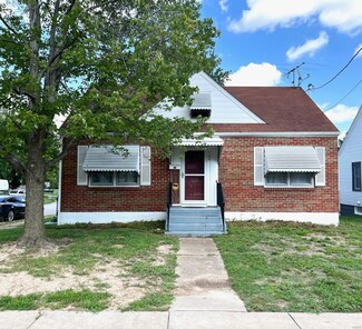 500 Hoover Ave, Union, MO 63084