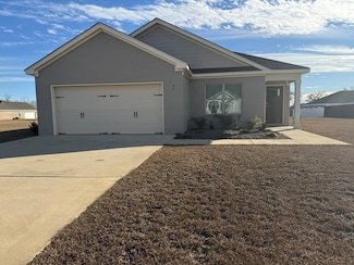 97 Daffodil Ct, Rehobeth, AL 36301