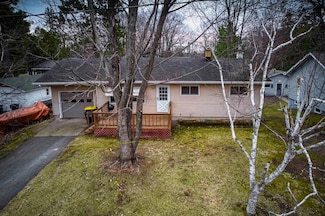 202 Crescent St, Rhinelander, WI 54501