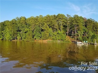 205 Kingfisher Ct Unit 24, New London, NC 28127