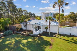 106 Ash St, Santa Rosa Beach, FL 32459