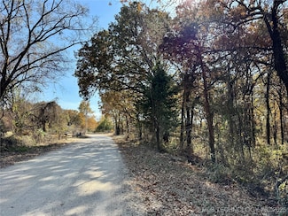 4863 Cobb Rd, Kingston, OK 73439