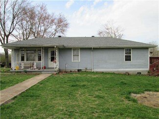 1003 Bear Creek Rd, Vanleer, TN 37181