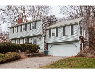 38 Park Cir, Hingham, MA 02043