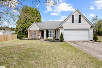222 Crestwood Ct, Easley, SC 29642