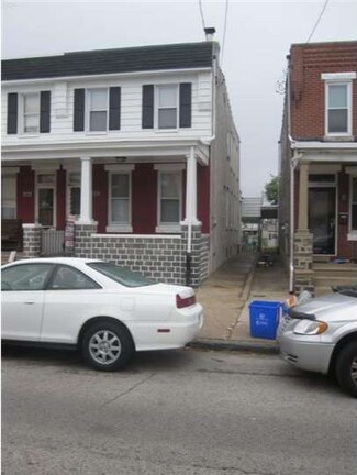 4342 Almond St, Philadelphia, PA 19137