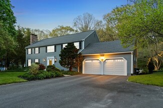 210 Hunters Ridge Rd, Concord, MA 01742