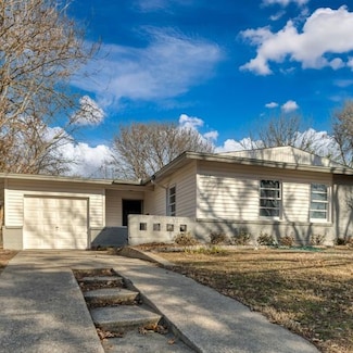 2617 Fieldale Dr, Dallas, TX 75234