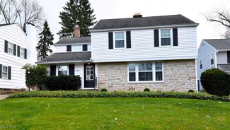 22476 E Byron Rd, Shaker Heights, OH 44122