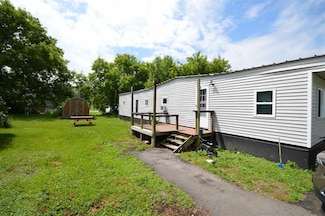 42 Juniper Dr, East Jordan, MI 49727