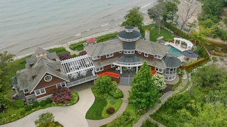 76776 Thornhouse Ct, South Haven, MI 49090