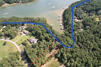 651 Currahee Point, Toccoa, GA 30577