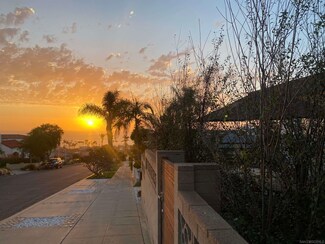 4414 Alhambra St, San Diego, CA 92107