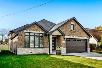 8200 Normandy Ave, Oak Lawn, IL 60453