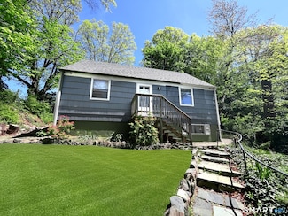 3 Tryon Rd, Norwalk, CT 06851