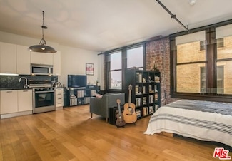 460 S Spring St Unit 908, Los Angeles, CA 90013