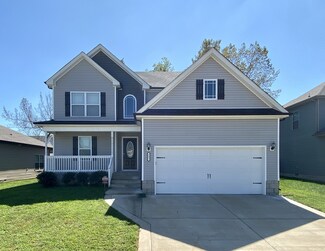 561 Medallion Cir, Clarksville, TN 37042