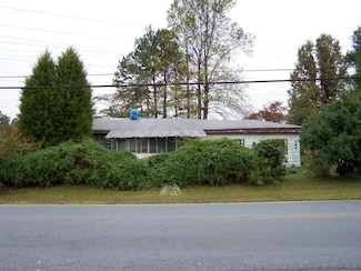 688 Collinsworth Rd, Palmetto, GA 30268