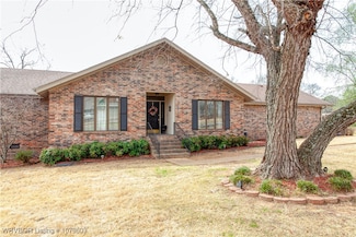 4200 S Q St, Fort Smith, AR 72903