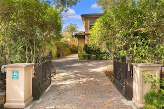 1539 Rodeo Rd, Arcadia, CA 91006