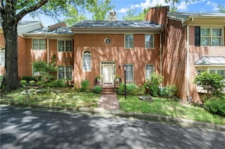 40 Ivy Chase NE, Atlanta, GA 30342