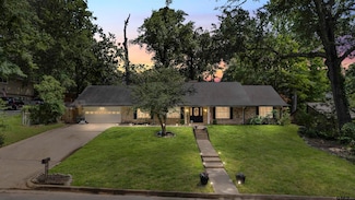 1723 Kensington Dr, Tyler, TX 75703