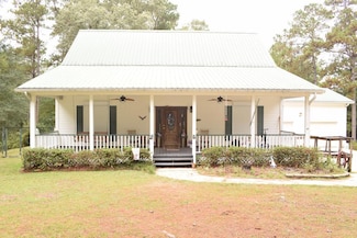 42 Aloha Ln, Poplarville, MS 39470