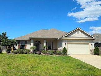 135 Alicia Dr, Crestview, FL 32536