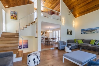 728 Jamaica Ct, San Diego, CA 92109