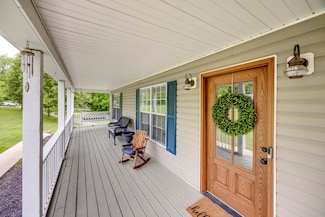 44 Gwinn Island Cir, Danville, KY 40422
