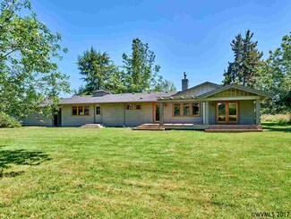 8621 Wipper Rd SE, Turner, OR 97392