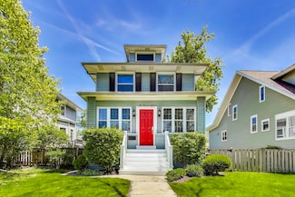 518 Clarence Ave, Oak Park, IL 60304