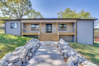 27257 Sunset Beach Ln, Eagle Rock, MO 65641