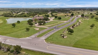 7420 S Aberdeen Dr, Cleburne, TX 76033