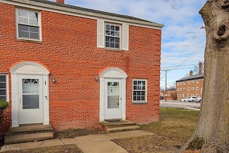422 Clearview Dr Unit J10, Euclid, OH 44123