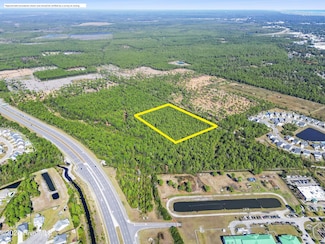 7384 Plantation Rd, Wilmington, NC 28411