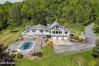 496 Sunnyside Rd, Schoharie, NY 12157
