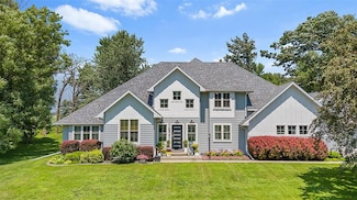 54 Four Winds Dr, Clear Lake, IA 50428