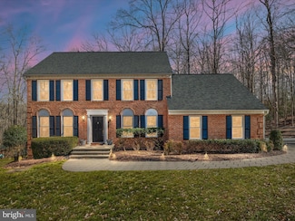10033 Lake Occoquan Dr, Manassas, VA 20111