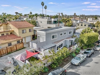 4010 Crown Point Dr, San Diego, CA 92109