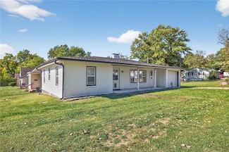 701 N Cherry St, Cameron, MO 64429