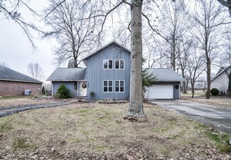 1153 S Snow Ball Ln, Santa Claus, IN 47579
