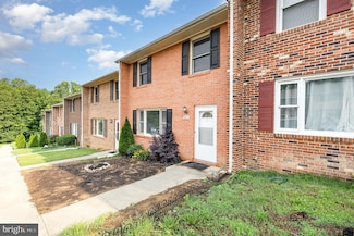 242 Overlook Ct, Fredericksburg, VA 22405