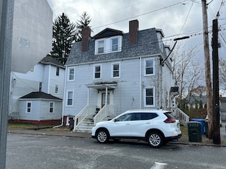 22 Hawthorne St Unit 4, Norwich, CT 06360