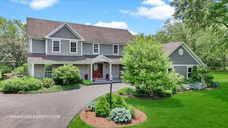 39W831 Hoeweed Ln, Saint Charles, IL 60175
