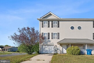 166 Downey Oak Cir, Wyoming, DE 19934