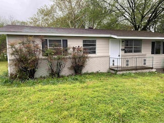 1510 W 38th St, North Little Rock, AR 72118