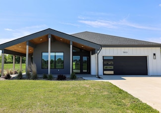 3902 Keagles Crossing, Cedar Falls, IA 50613