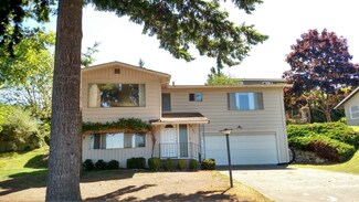 804 Queen St, Bellingham, WA 98229