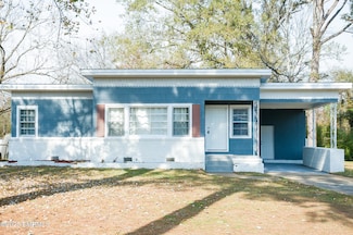 906 W Church St, Newton, MS 39345